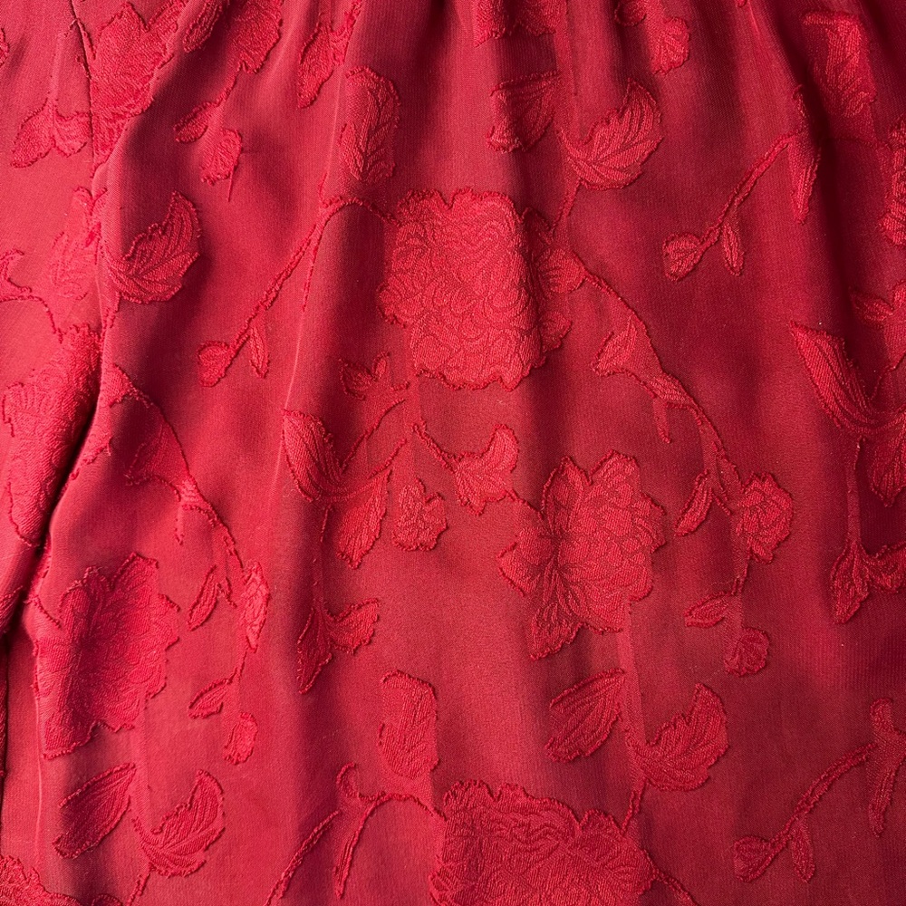 Elegant Burgundy Floral Women's Top - Picture 4 of 7